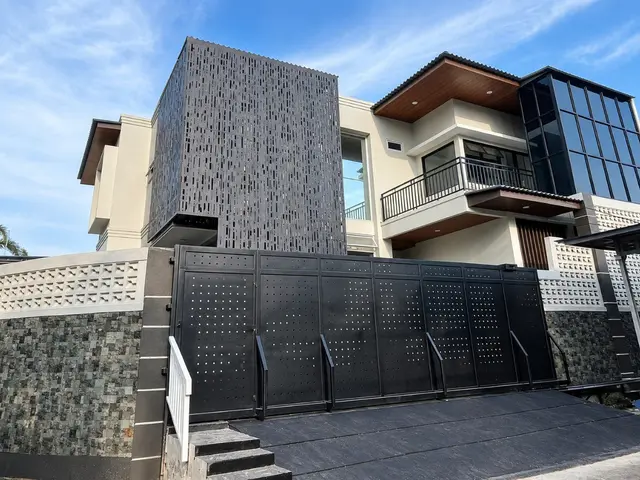 Fasad rumah, Jakarta Timur
