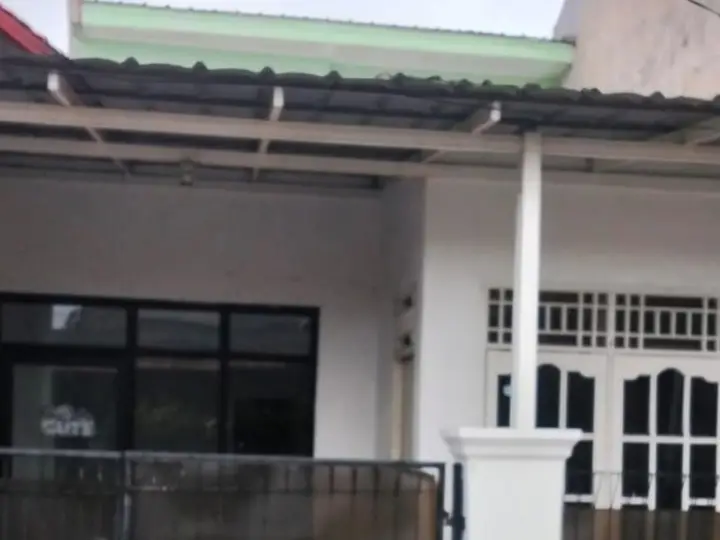 Sebelum: rumah di Tangerang